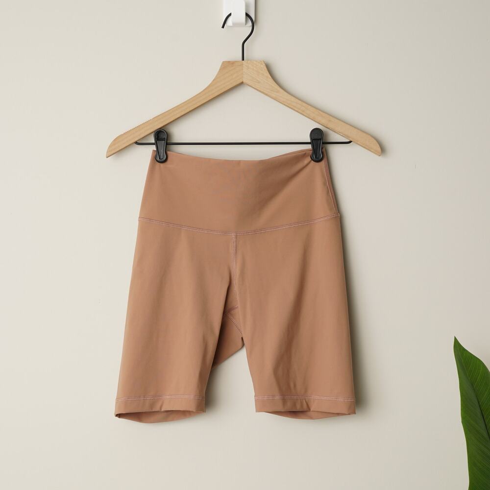 Everlane The Perform Bike Short Tan Biker Athletic Shorts Solid Activewear Small